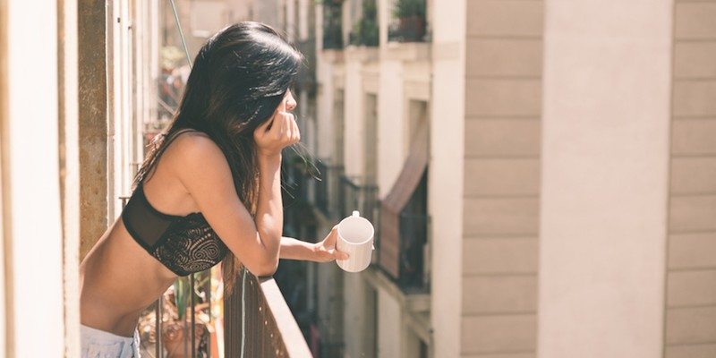 elite-daily-side-chick-800x400