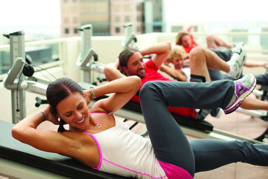 gravity-training-class-using-total-gym-equipment