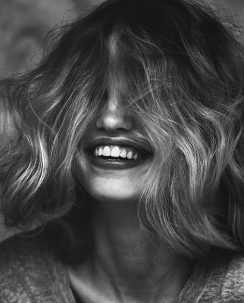 beautiful-black-and-white-girl-smile-Favim.com-1500482