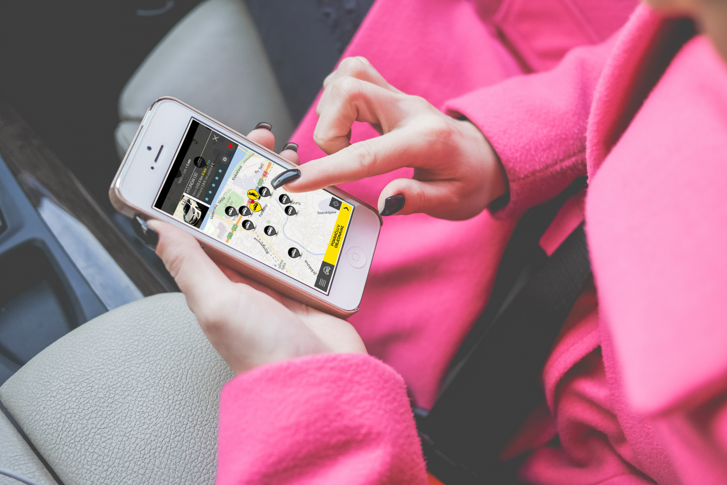young-woman-planning-in-HOPIN app