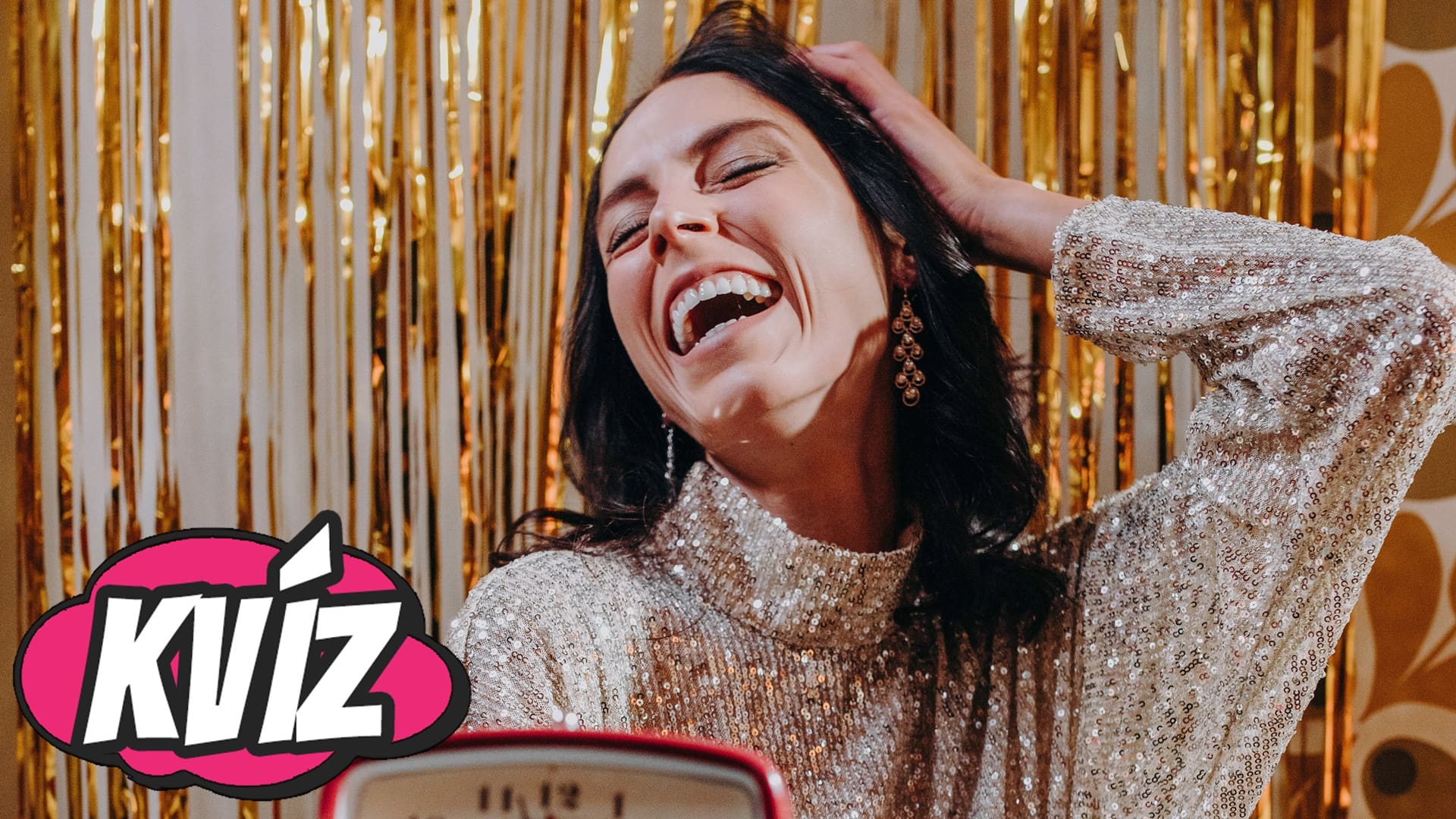 Žena oslavuje Silvester