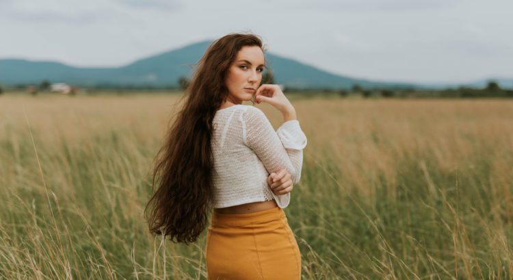 Celý rok single