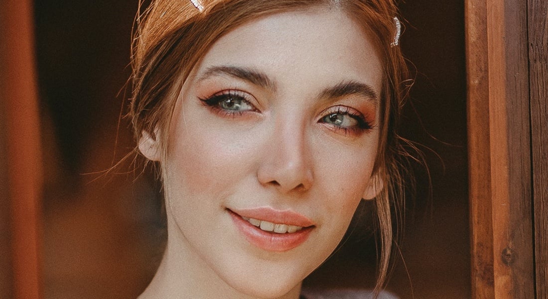 Namaľovaná žena