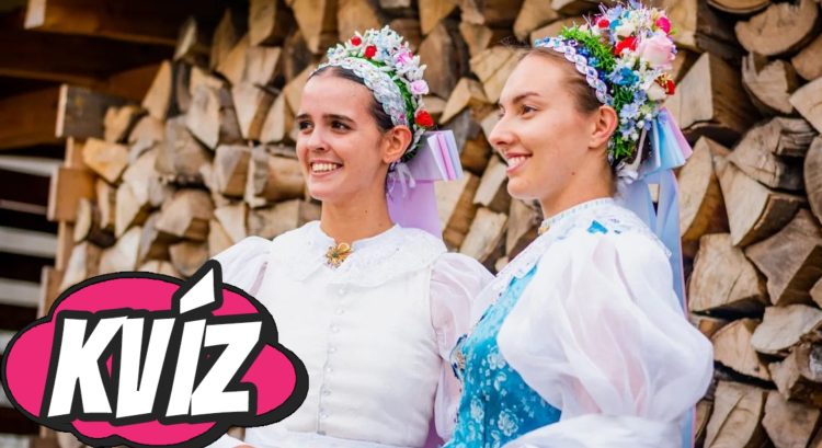 Slovenské ženy v krojoch