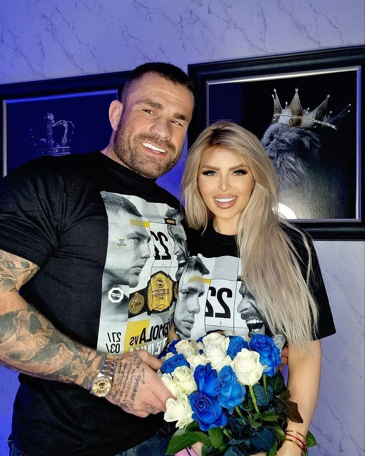 Karlos Vémola a Lela Ceterová