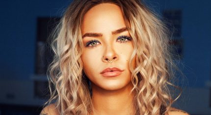 riedke vlasy