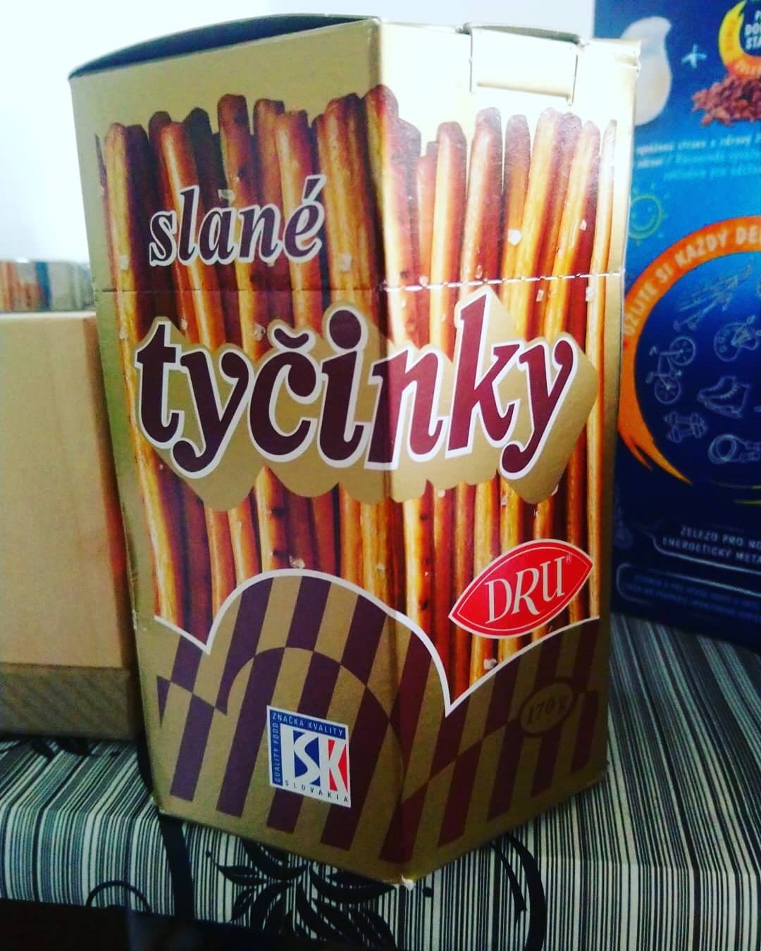 dru tyčinky