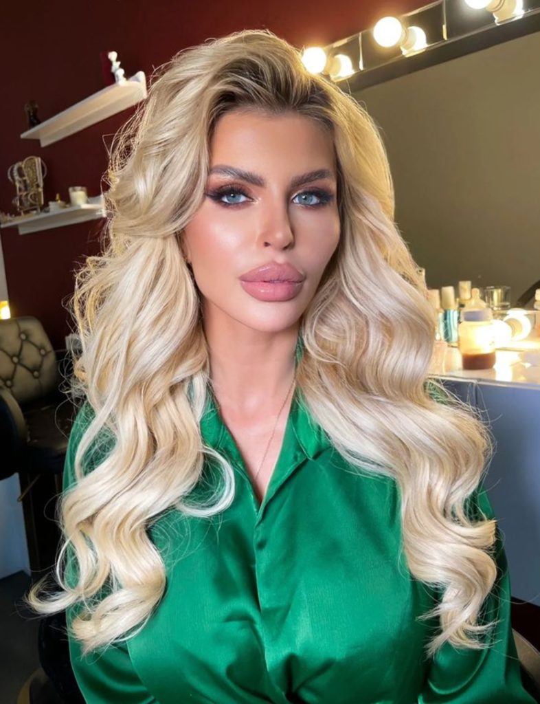 Lela Vémola