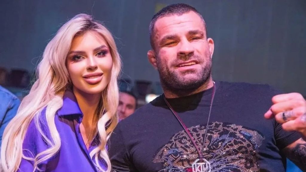 Lela a Karlos Vémola
