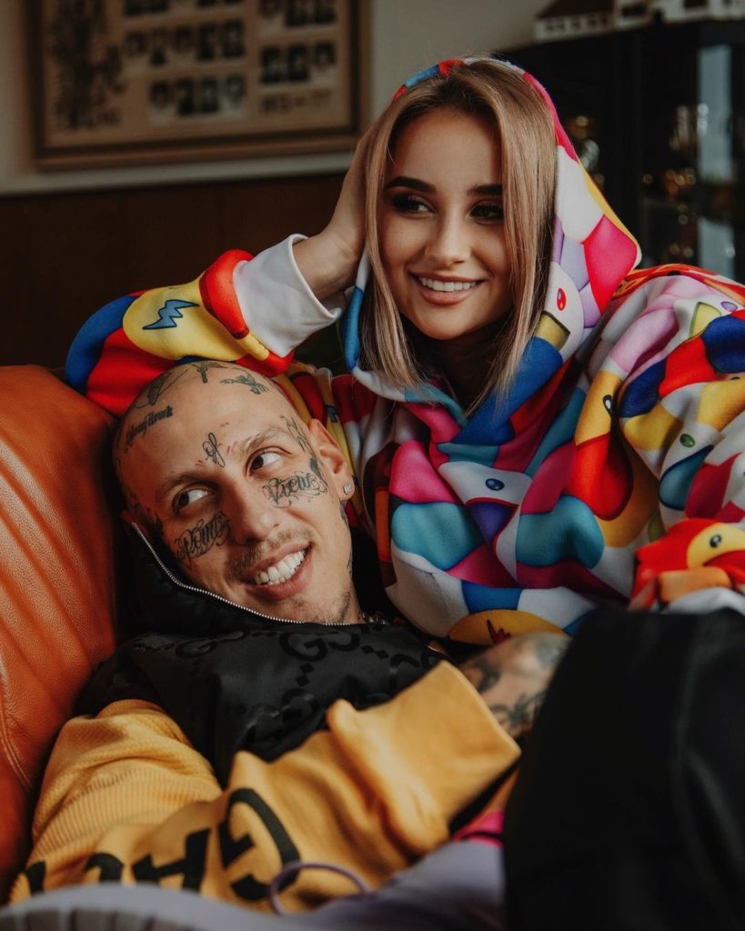 naše celebrity Separ a Cynthia