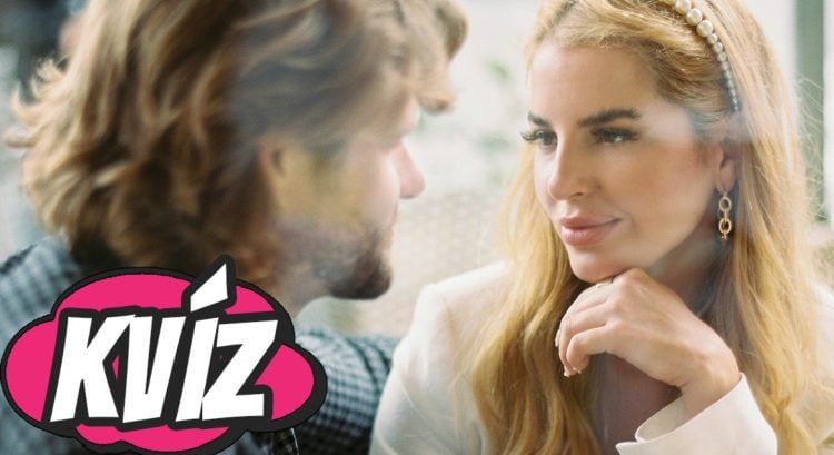 Žena sa pozerá na muža, chce mať s ním vážny vzťah