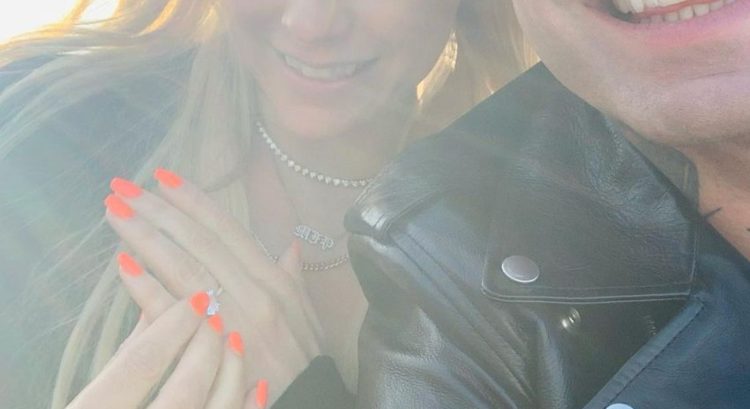 Speváčka Avril Lavigne a Mod Sun