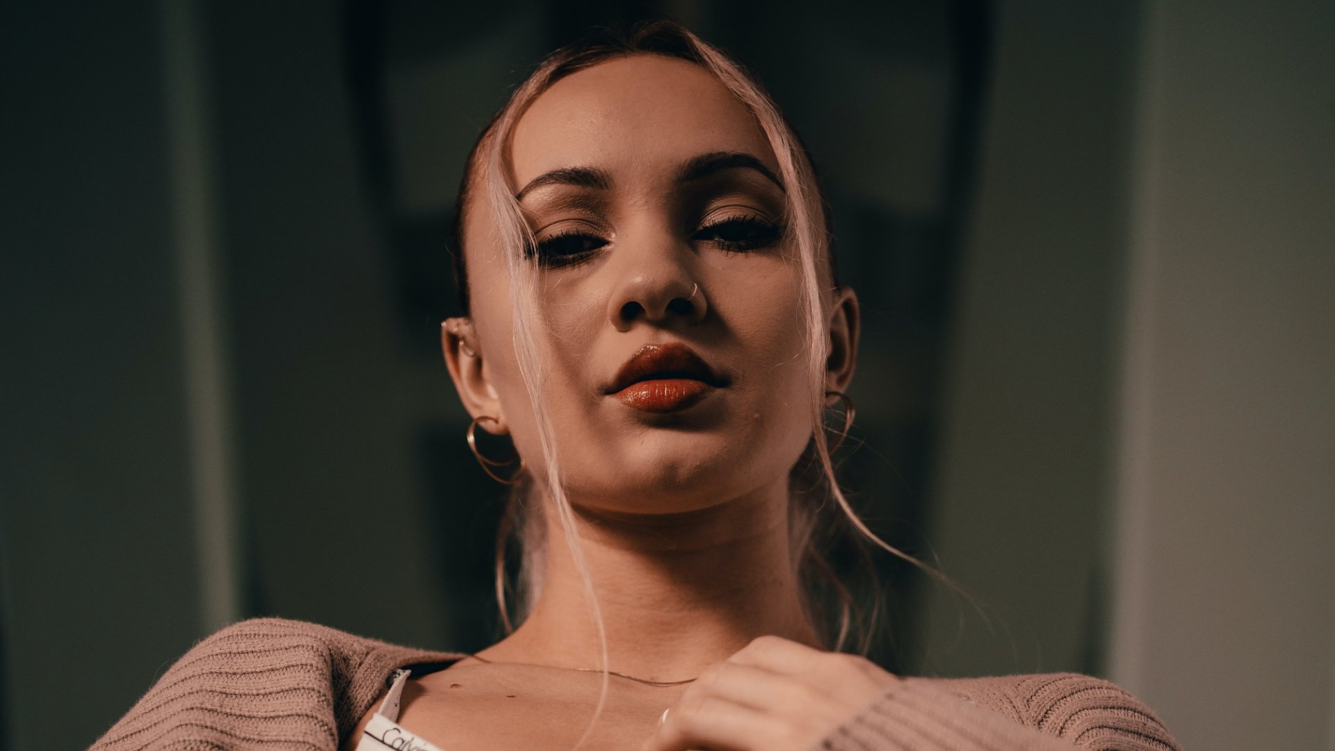Žena, ktorá miluje ohováranie