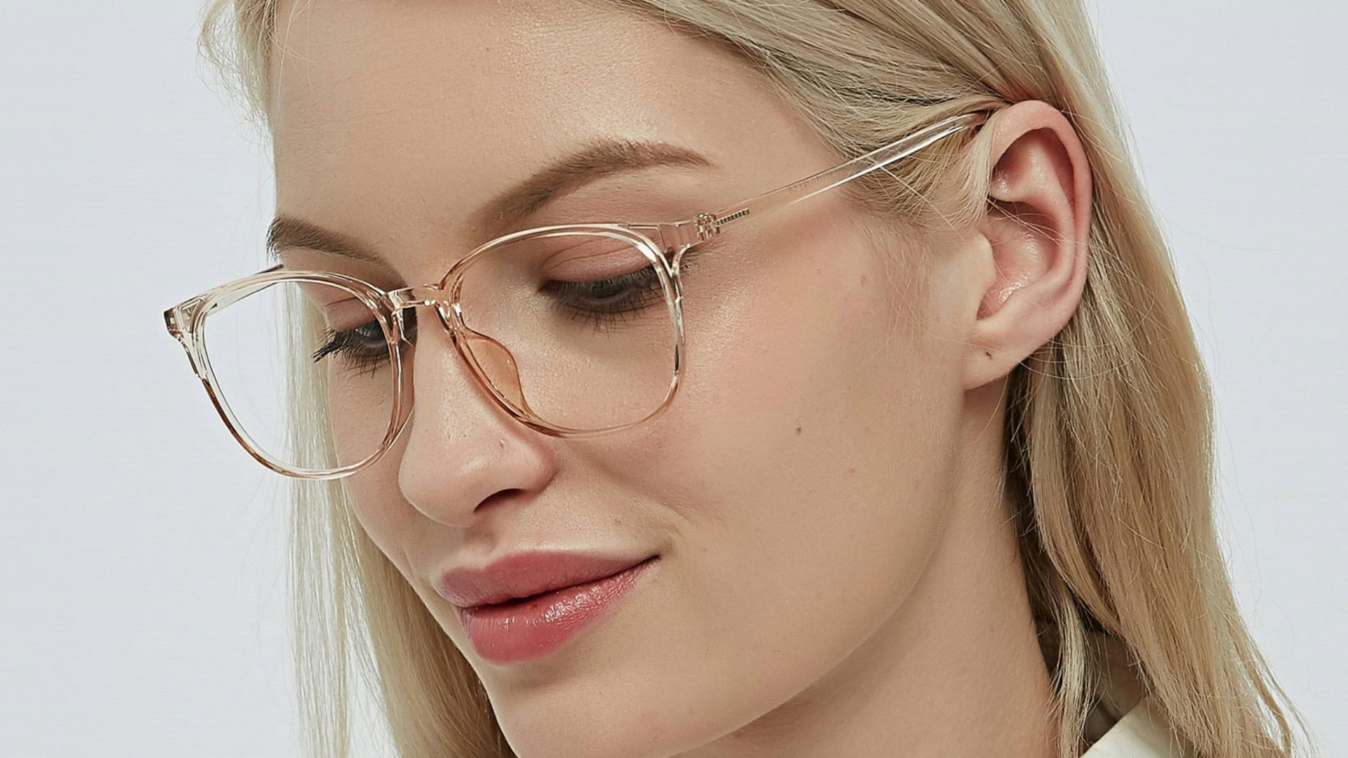Okuliare podľa typu tváre: Takéto sa ti budú hodiť najviac