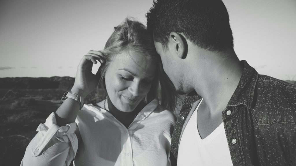 Friendzone neznamená koniec - 8 trikov, ako zaujmeš každého chlapa