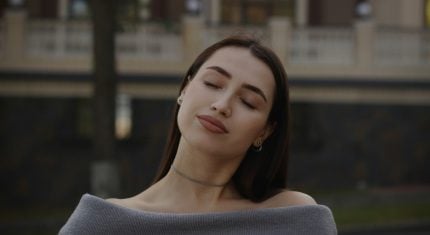 Ak sa v týchto 9 vlastnostiach spoznáš, je dosť možné, že bojuješ s nízkym sebavedomím