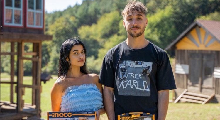 Azra a Denis