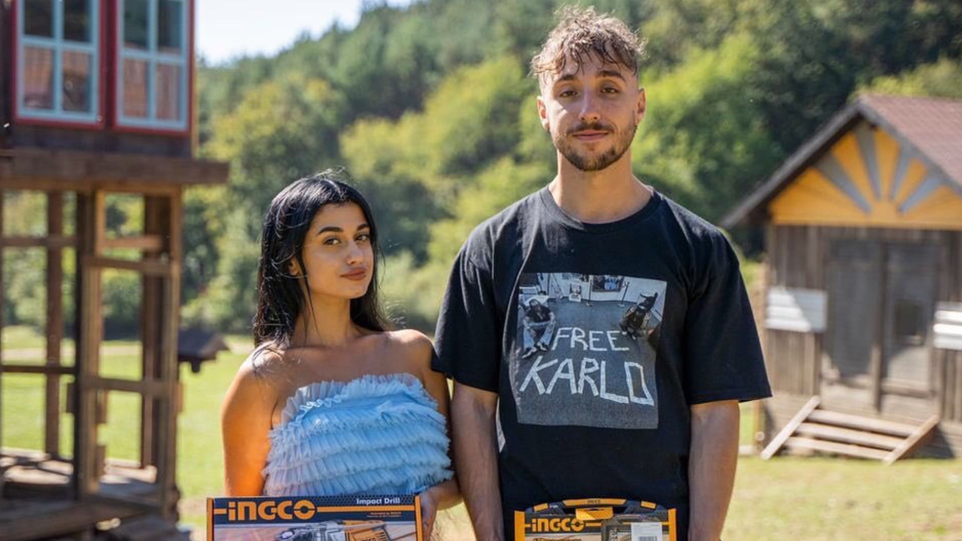Azra a Denis