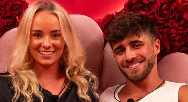 Lu a Adriana z Love Islandu