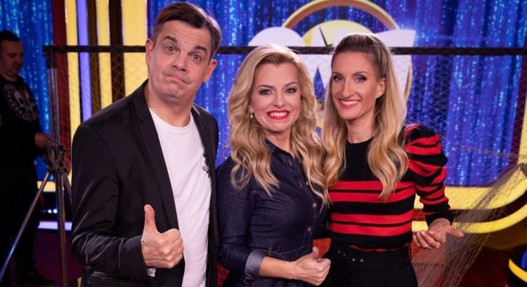 Moderátorka Zlatica Švajdová Puškárová v relácii 2 na 1