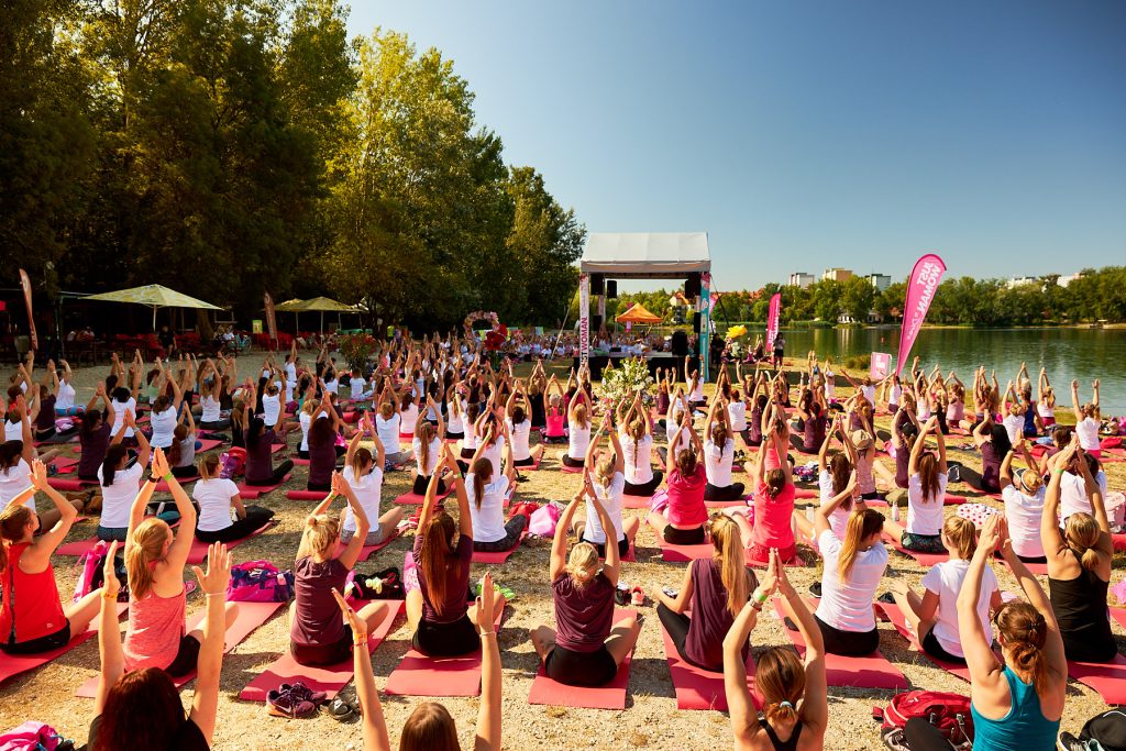 Justwoman - joga s Janym Landlom