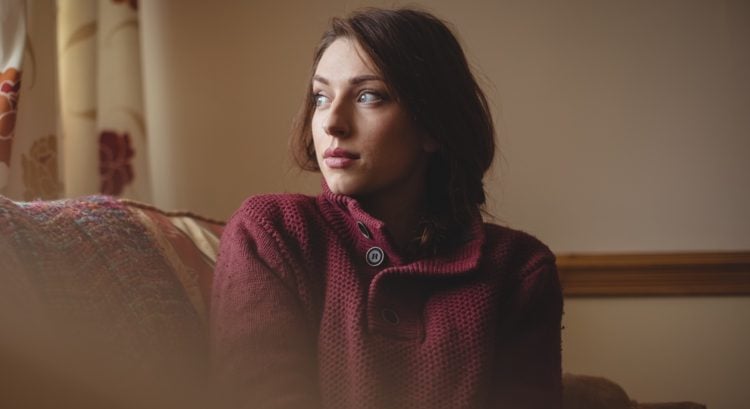 Ak si myslíš, že si introvertka, toto ťa môže presvedčiť o opaku