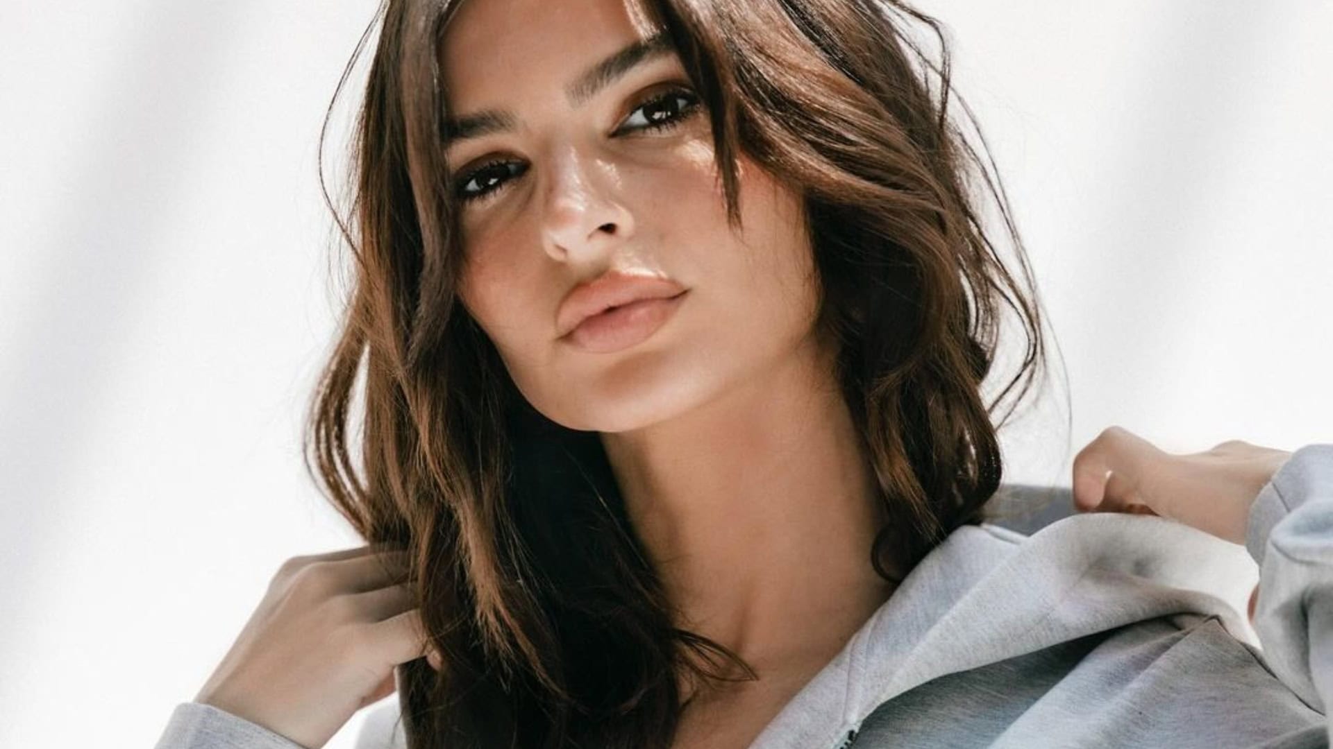 Emily Ratajkowski