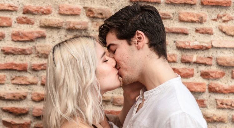 Ak sa budeš správať takto, muž ťa nikdy neopustí: 4 tajomstvá dokonalej ženy