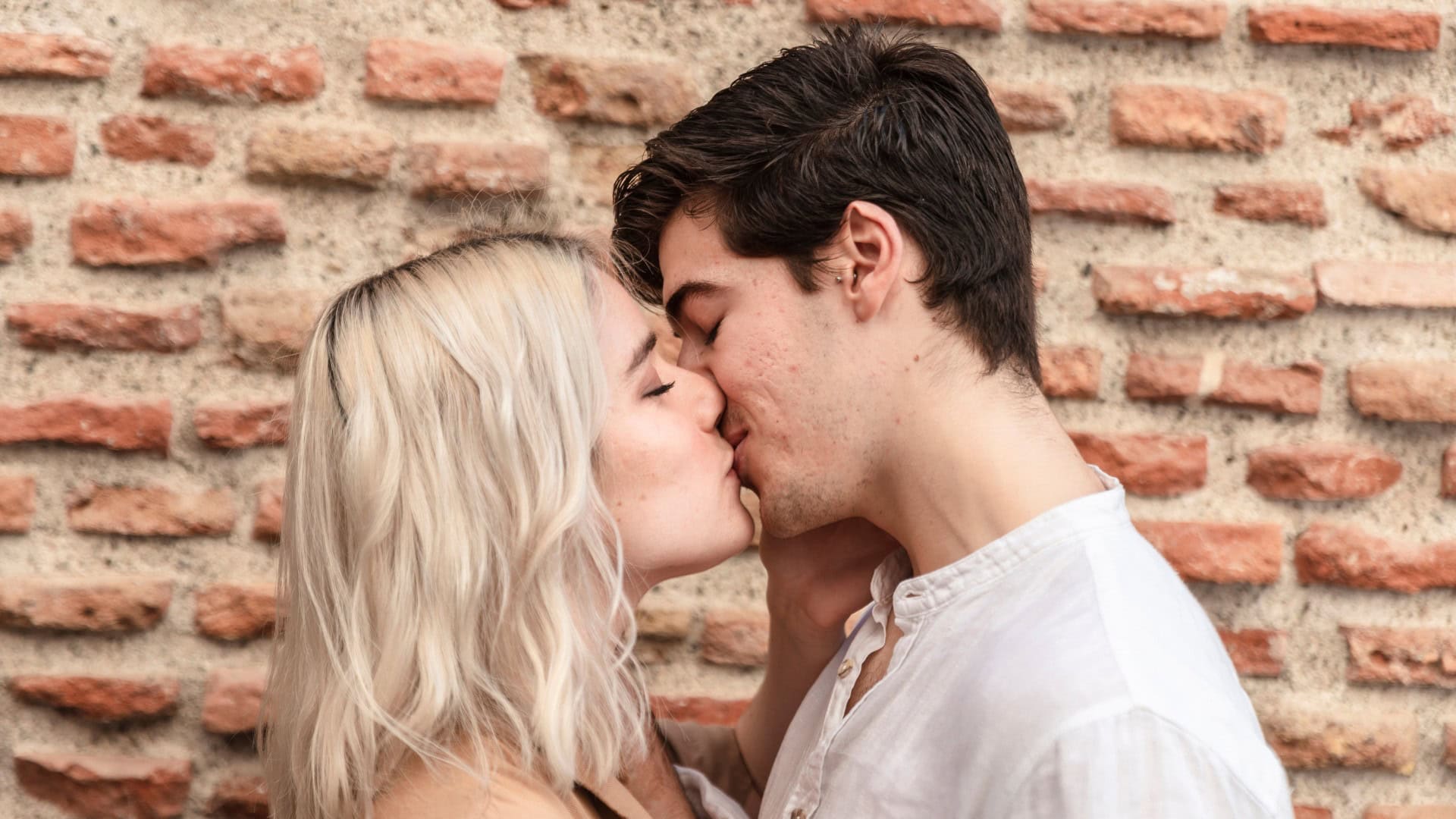 Ak sa budeš správať takto, muž ťa nikdy neopustí: 4 tajomstvá dokonalej ženy