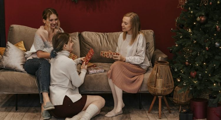 Falošní ľudia používajú týchto 9 fráz: Dávaj na nich pozor