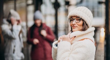 Ako sa obliekať, keď si pribrala? Takto schováš kilá navyše