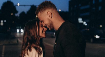 Letná láska prichádza aj odchádza: Ako sa do niekoho nezblázniť po 3 stretnutiach?