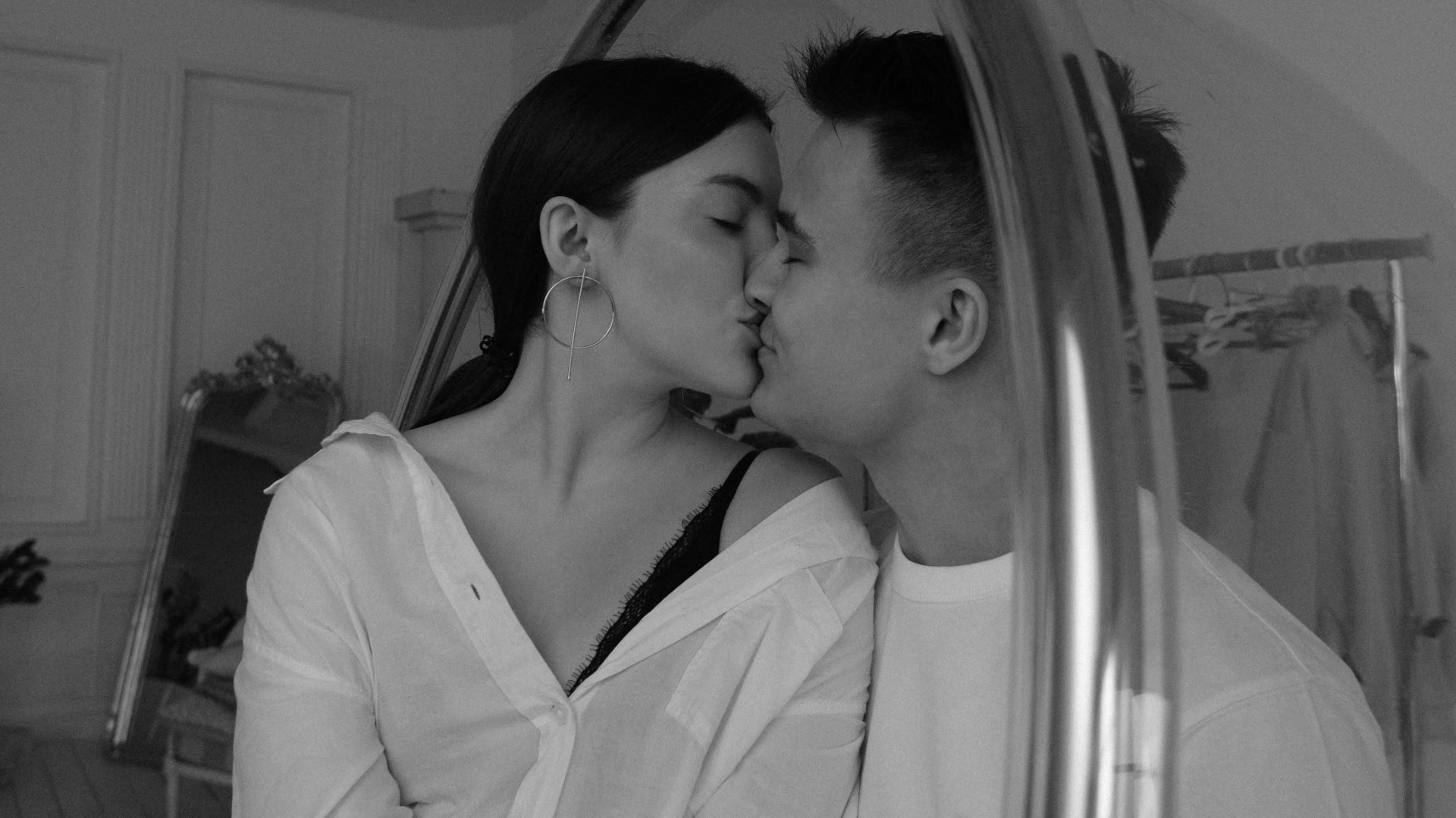 7 znakov, že si sa do neho zamilovala: Toto si však urobila len preto, že si bola single