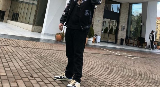 Český influencer sa pod vplyvom