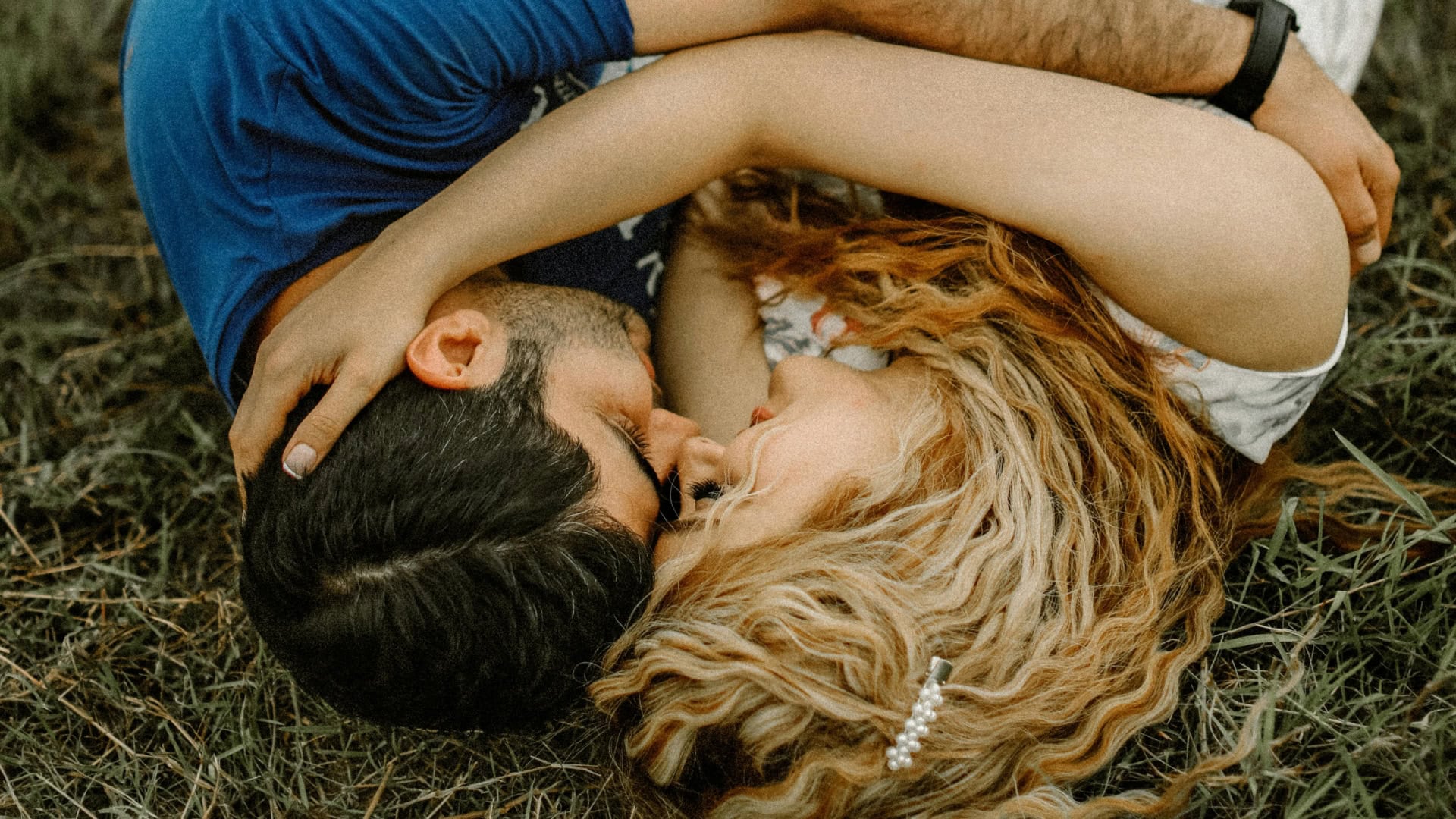 Láska alebo závislosť? 6 znakov, že si na partnerovi nezdravo závislá
