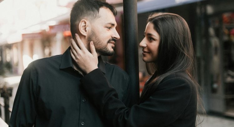 Ako si nevytvoriť v hlave vzťah, ktorý neexistuje: 5 tipov, ako sa neupnúť na ilúziu