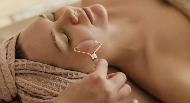 Beauty triky, ktoré zvládneš aj bez drahej kozmetiky: Týchto 7 stojí za vyskúšanie