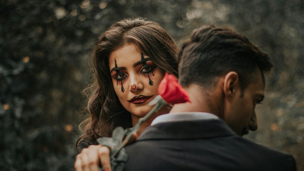 znamenia, ktoré sa vždy ocitnú v toxickom vzťahu