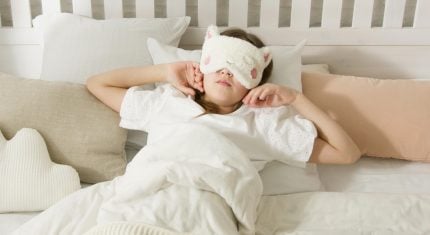 Spánková hygiena: 8 hackov, ktoré ti zlepšia spánok v noci ale aj cez deň