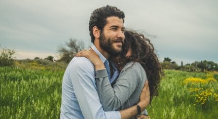 Prečo by muži mali písať prví: Gesto, ktoré má stále význam