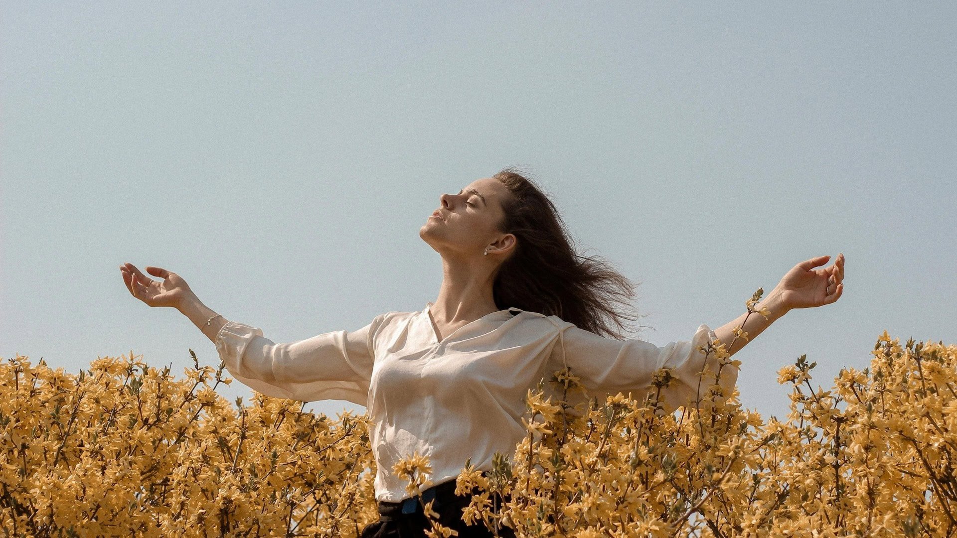 Meditácia pre modernú ženu: Spôsoby, ako zvládnuť stres a nájsť pokoj uprostred chaosu