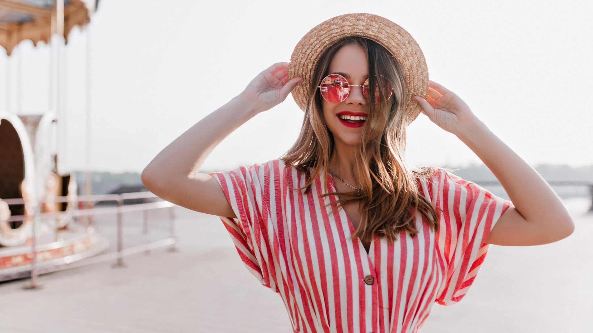 Kam odísť za slnkom a lacnými letenkami: 5 tipov na dovolenku, ktorá ti ušetrí peniaze