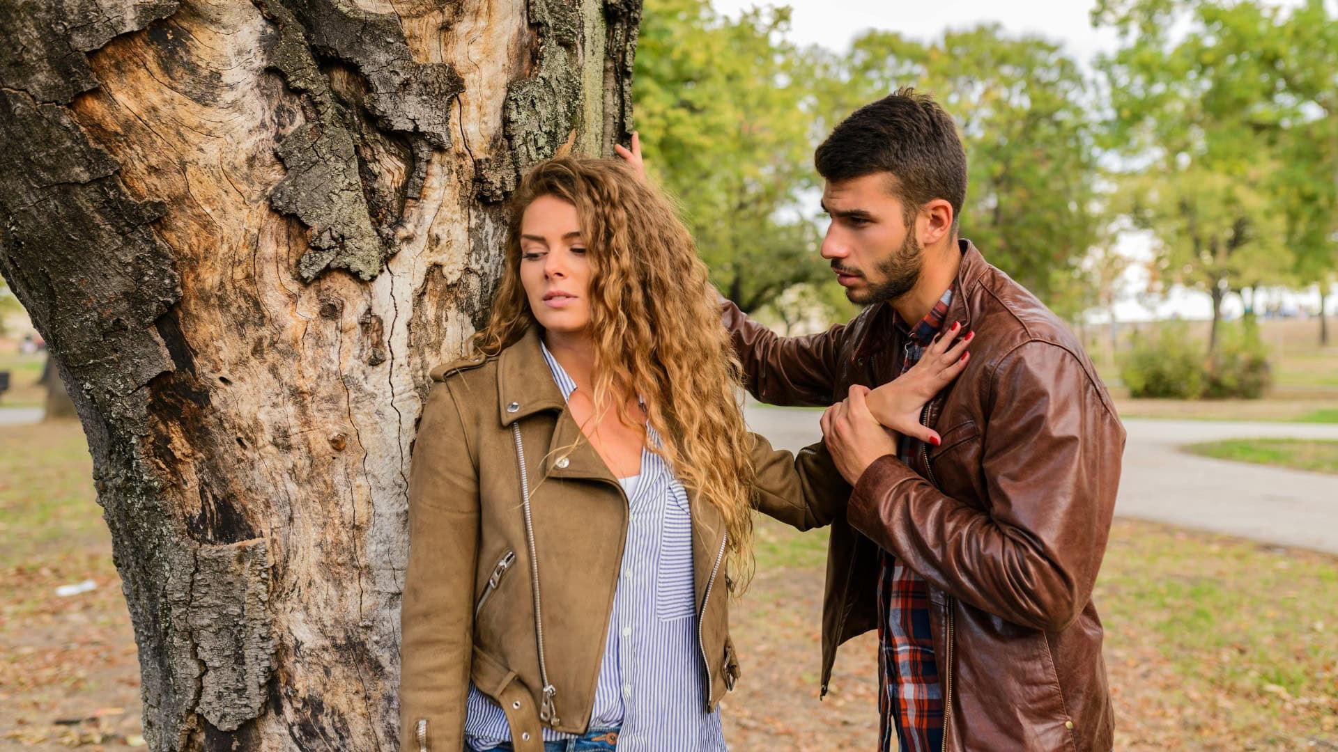 Máš vysoké nároky? Alebo len nechceš byť opäť terapeutkou pre emocionálne nedospelých mužov?