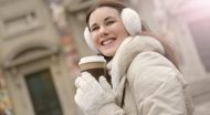Chladné dni sa čoraz rýhlejšie bližia: Ako sa teplo obliecť a nevyzerať pri tom ako snehuliak