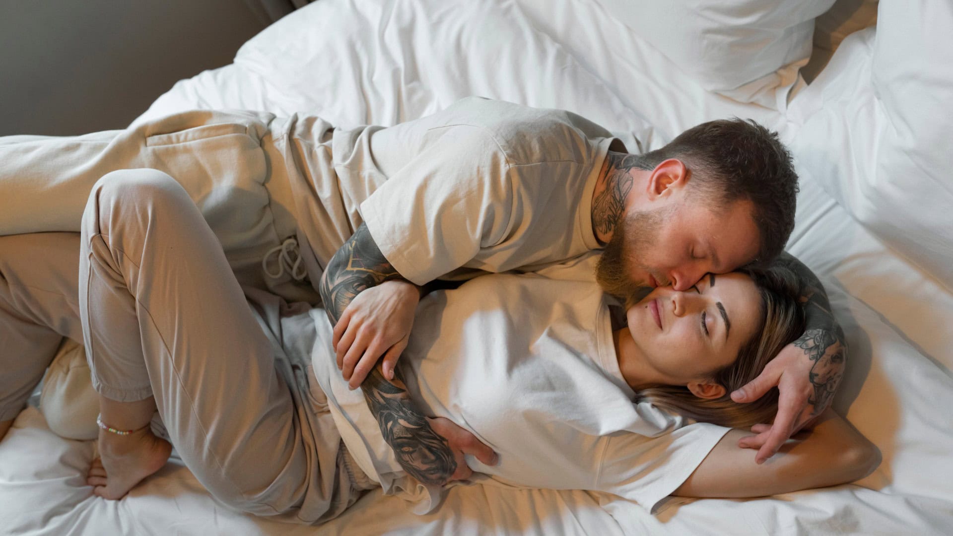 Romantické gestá, ktorých sa ženy nevedia nabažiť: Muži tieto gestá nechápu