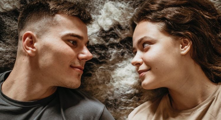 Znamenia, že ste sa poznali v minulom živote