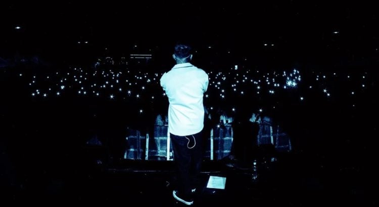 Český spevák je opäť single