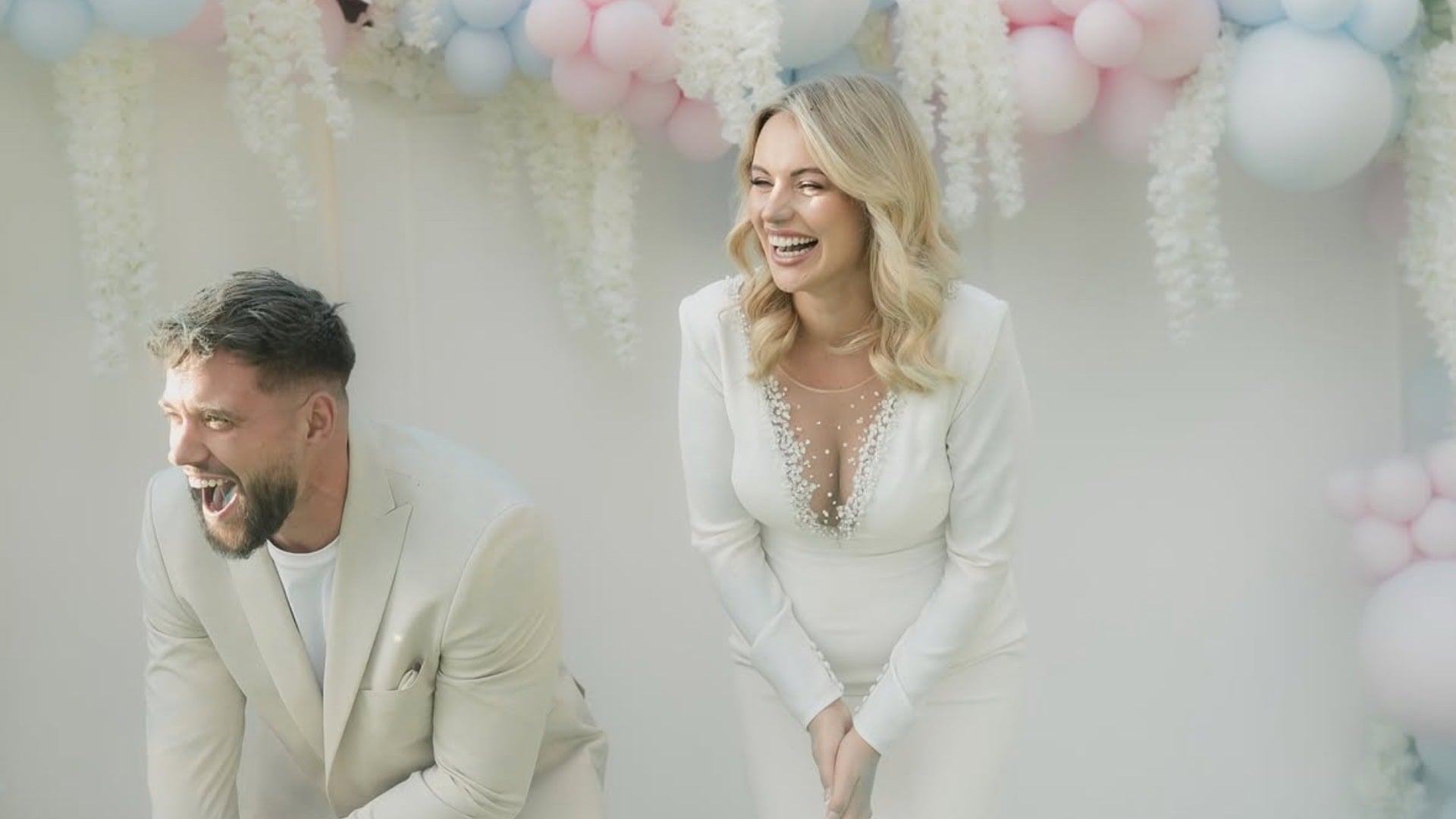 Natálie Kočendová porodila