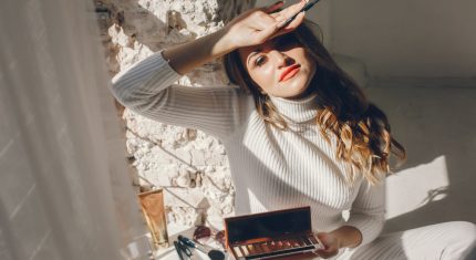 Situácie, keď lacné kozmetické produkty fungujú lepšie než drahé