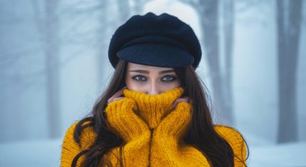 Ako za pár minút zbaviť tvár únavy a stresu: Vyskúšaj tieto triky